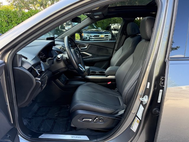Used 2026 Acura RDX SH-AWD image 11