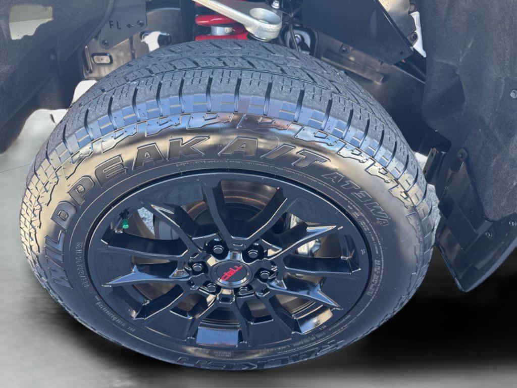 Used 2024 Toyota Tundra Limited w/ TRD Off-Road Package image 13