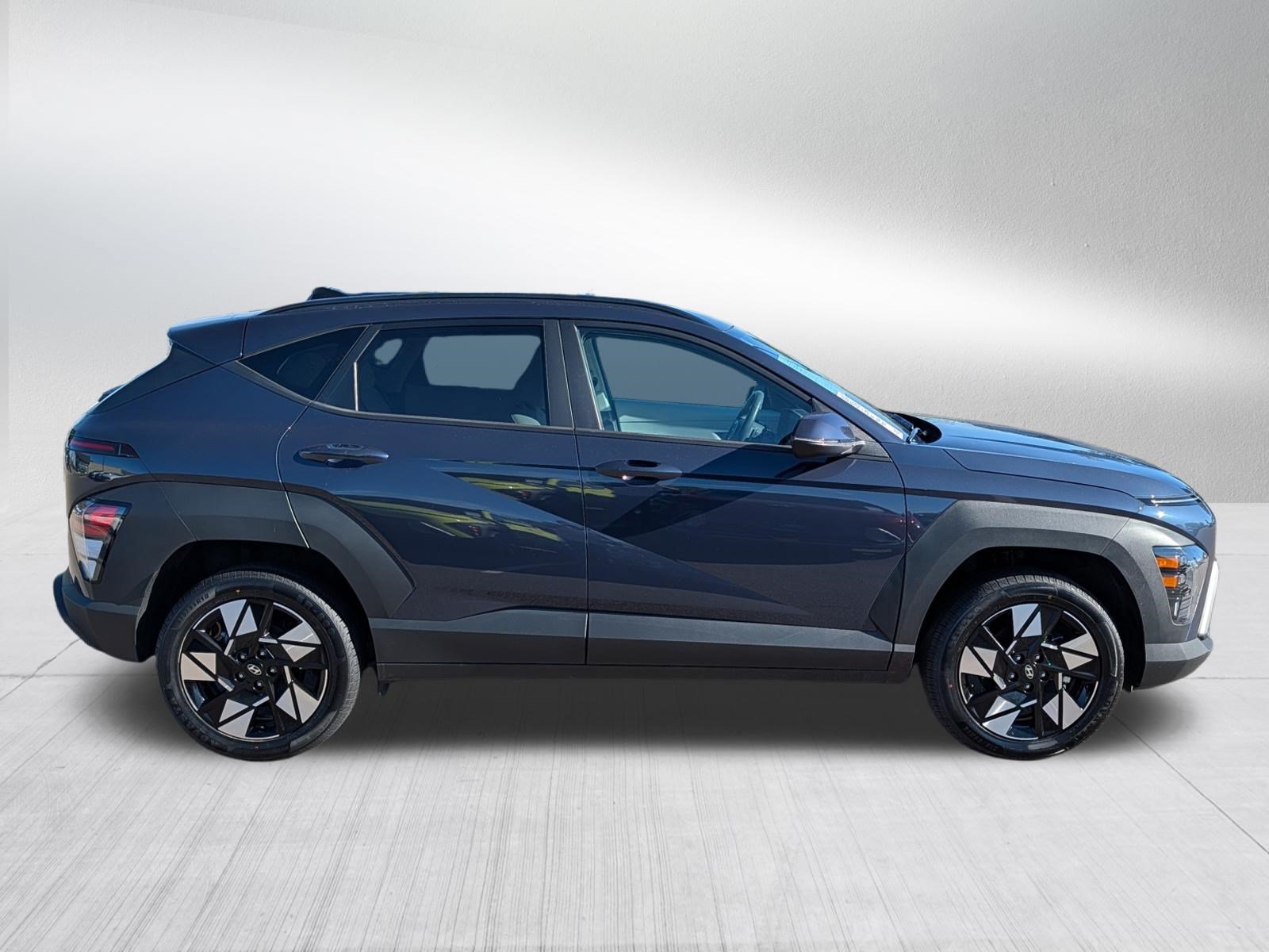 Certified 2024 Hyundai Kona SEL w/ Convenience Package AWD/4WD image 8