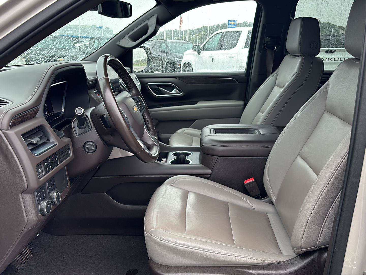 Used 2022 Chevrolet Tahoe LT w/ LT Signature Plus Package AWD/4WD image 20