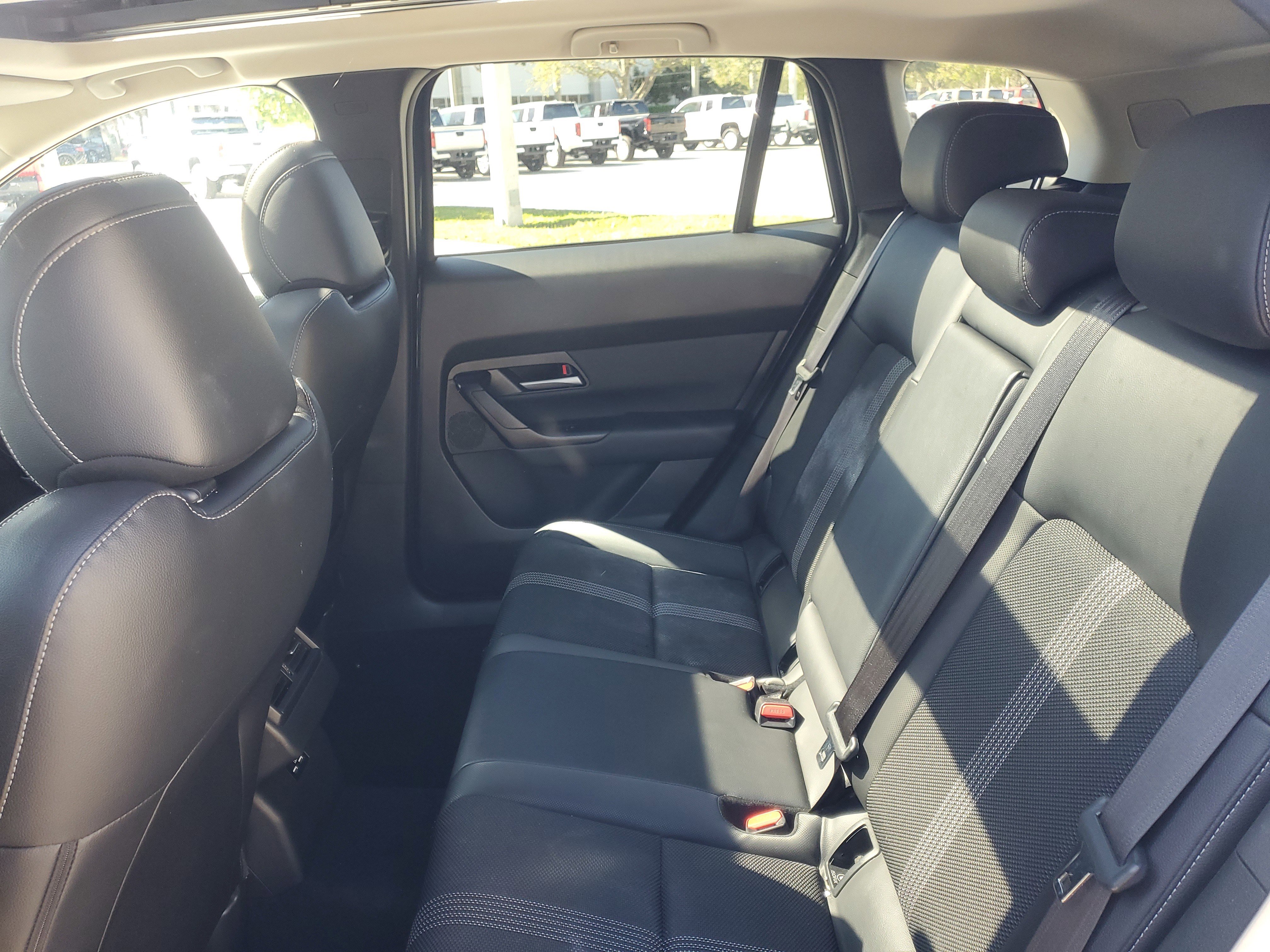 Used 2024 MAZDA CX-50 AWD 2.5 S w/ Premium Package image 12