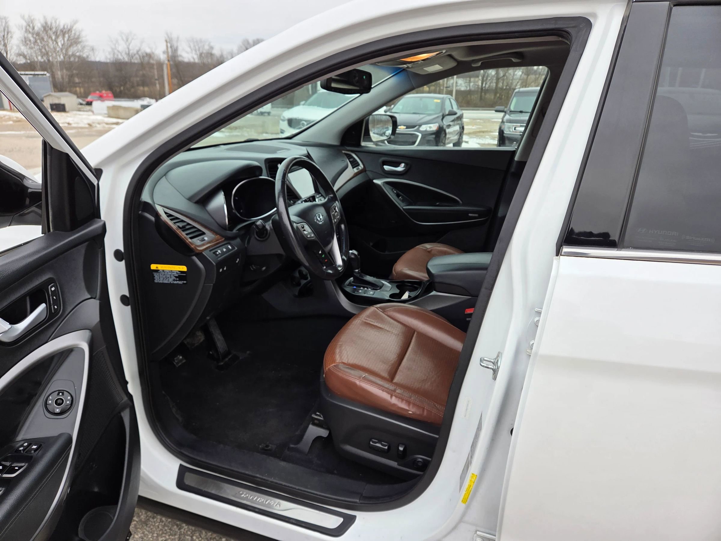 Used 2014 Hyundai Santa Fe Sport 2.0T w/ Technology Package 05 image 11