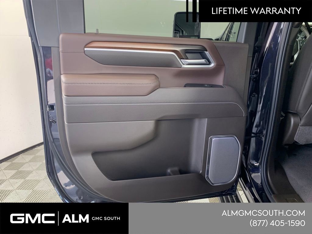 New 2026 GMC Sierra 2500 Denali w/ Denali Reserve Package image 28