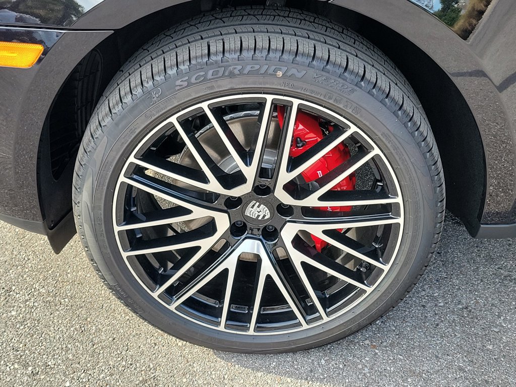 New 2026 Porsche Macan S AWD/4WD image 12