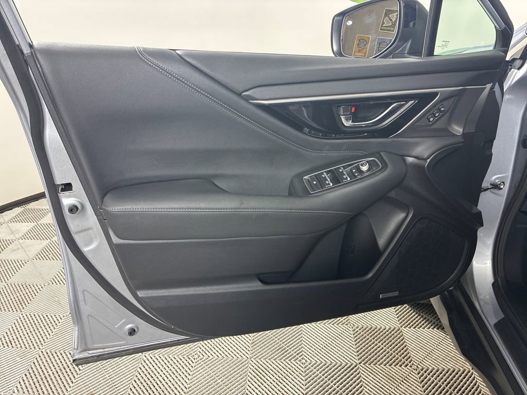 Used 2022 Subaru Outback Limited XT image 27