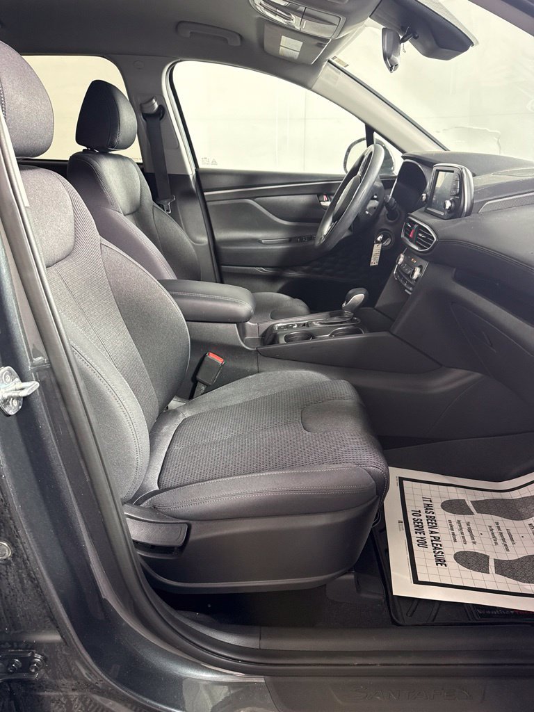 Used 2020 Hyundai Santa Fe SE AWD/4WD image 14