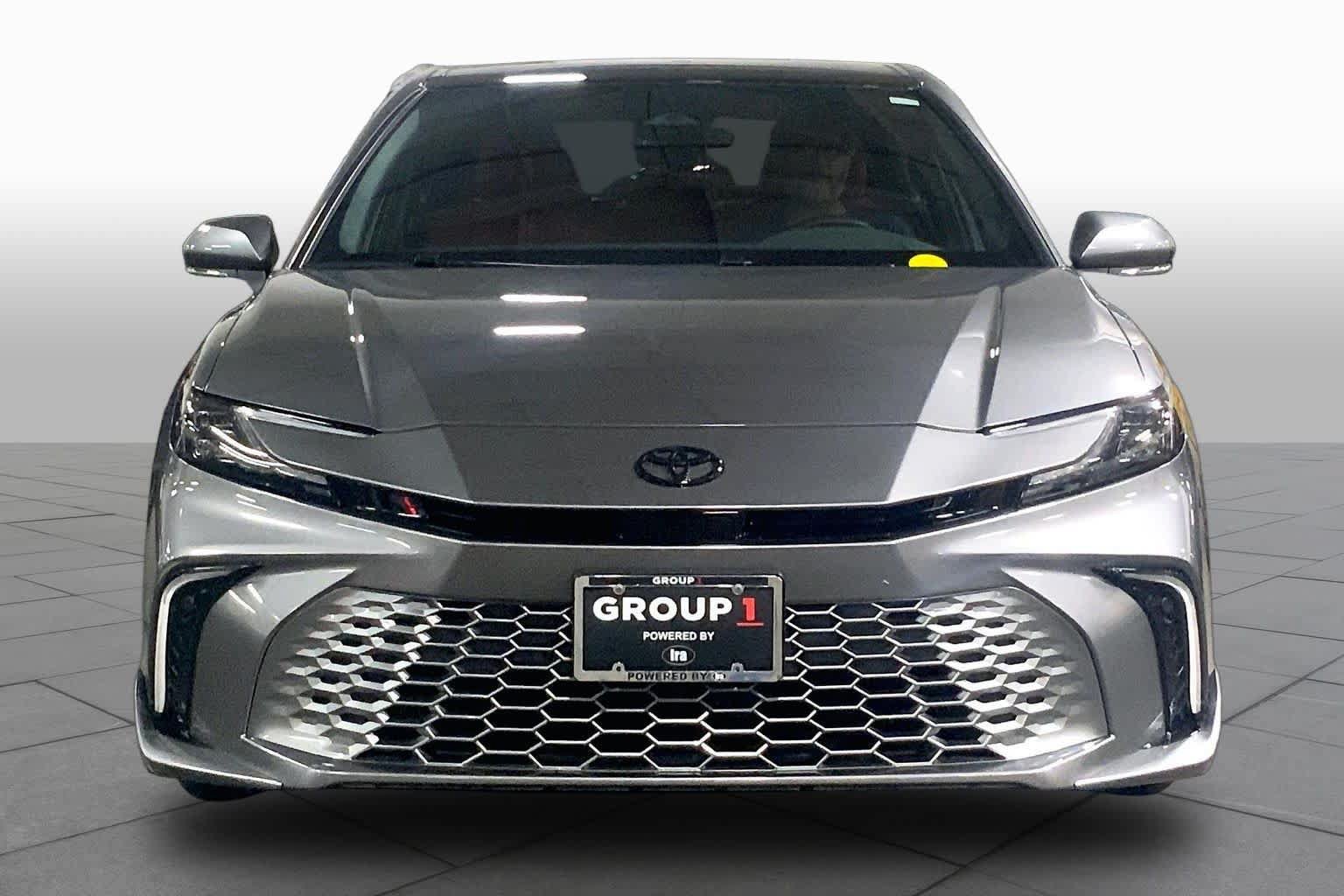 Used 2026 Toyota Camry XSE AWD/4WD image 4