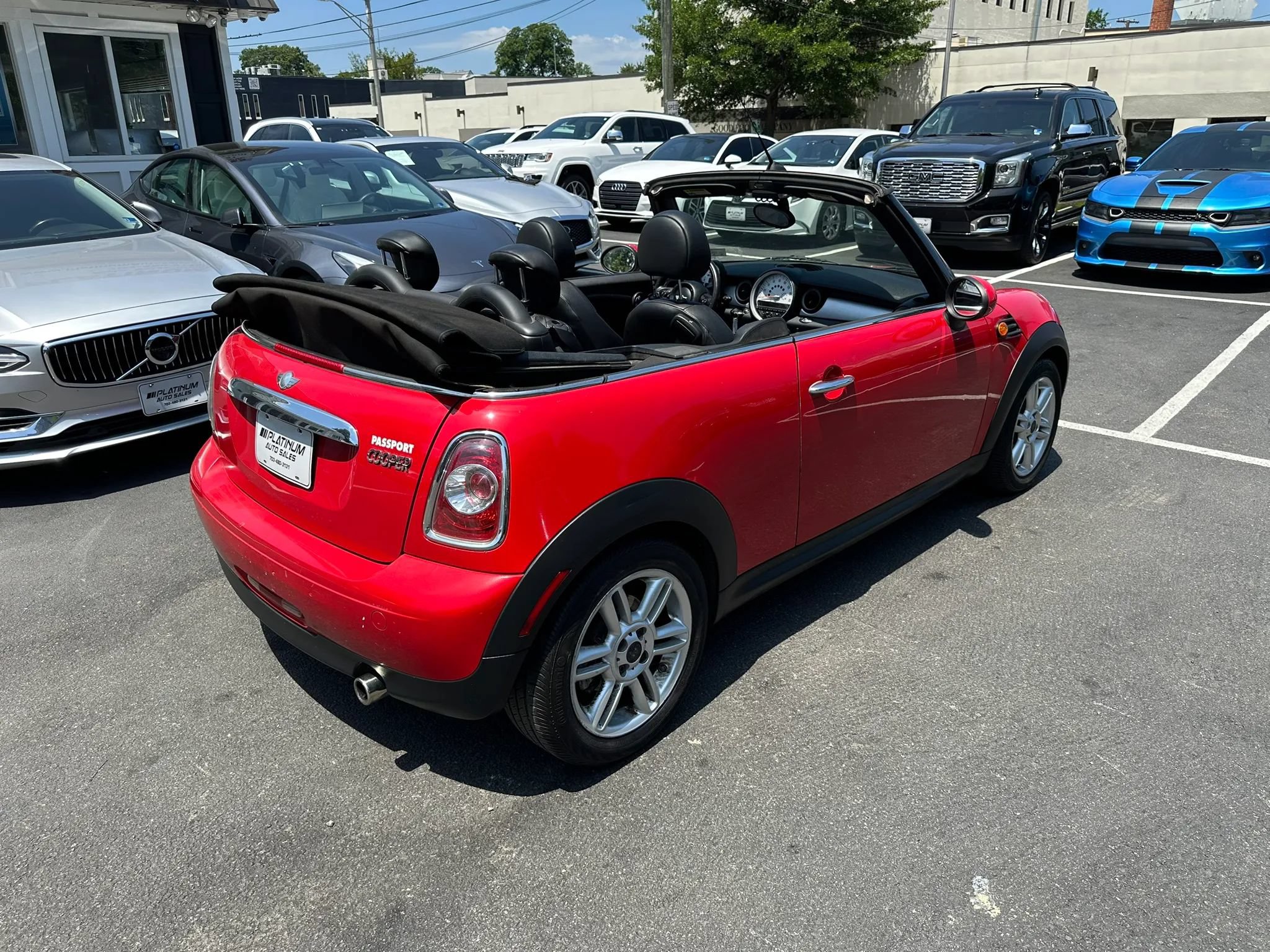 Used 2011 MINI Cooper Convertible FWD image 23