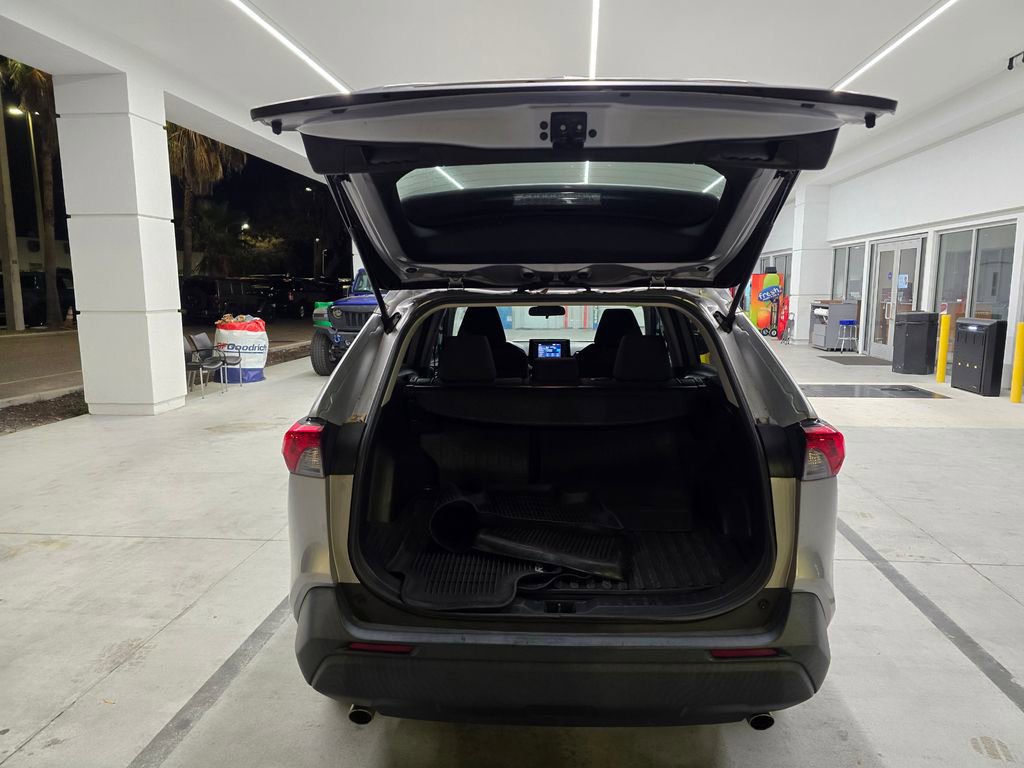 Used 2020 Toyota RAV4 LE w/ All Weather Liner Package image 35