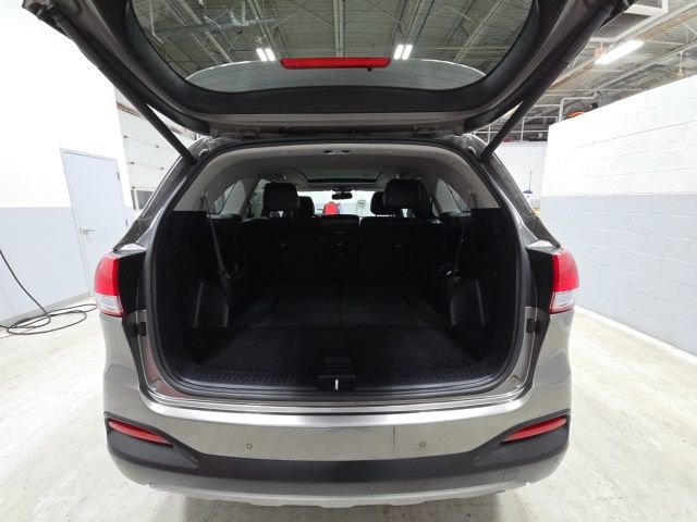 Used 2016 Kia Sorento EX w/ EX Touring Package image 18