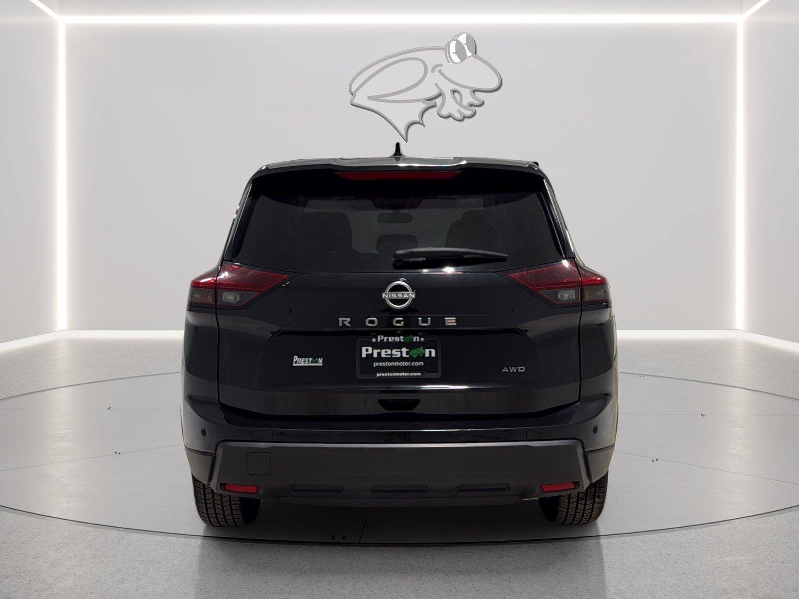 Used 2025 Nissan Rogue SV AWD/4WD image 4