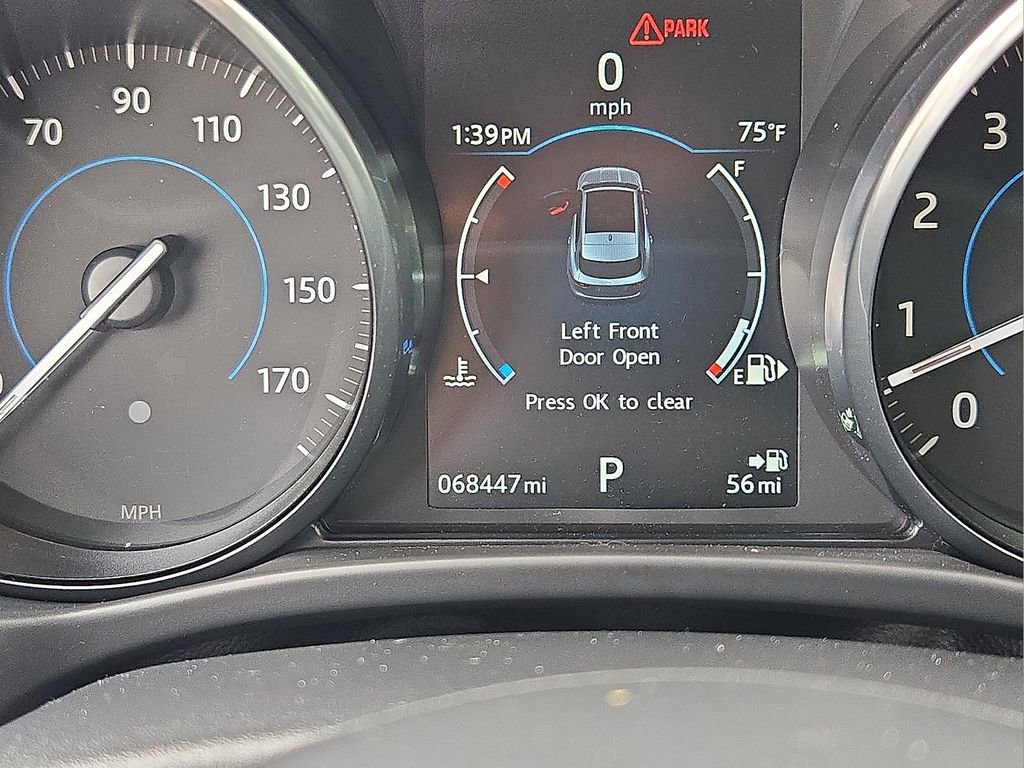 Used 2017 Jaguar F-PACE Premium image 21
