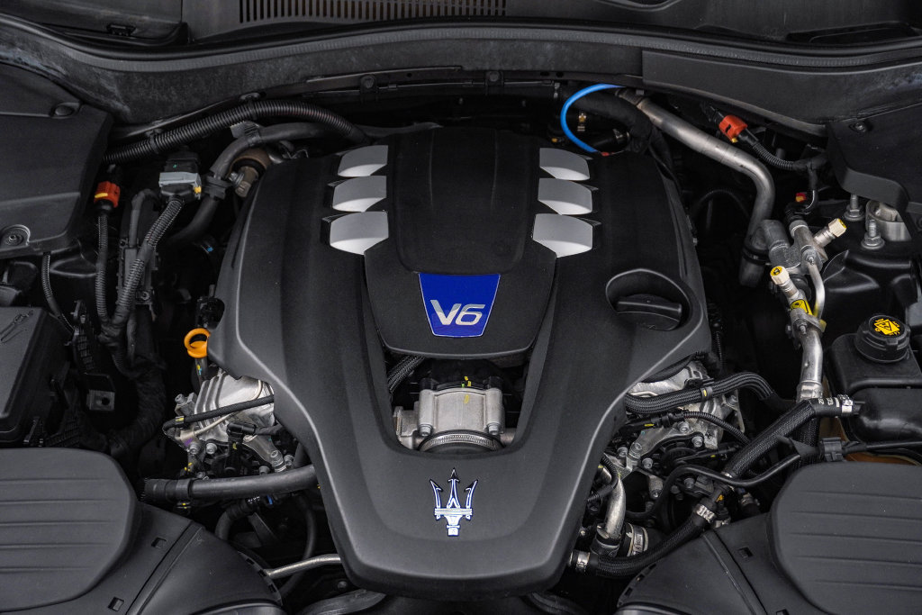 Certified 2023 Maserati Levante Modena AWD/4WD image 26