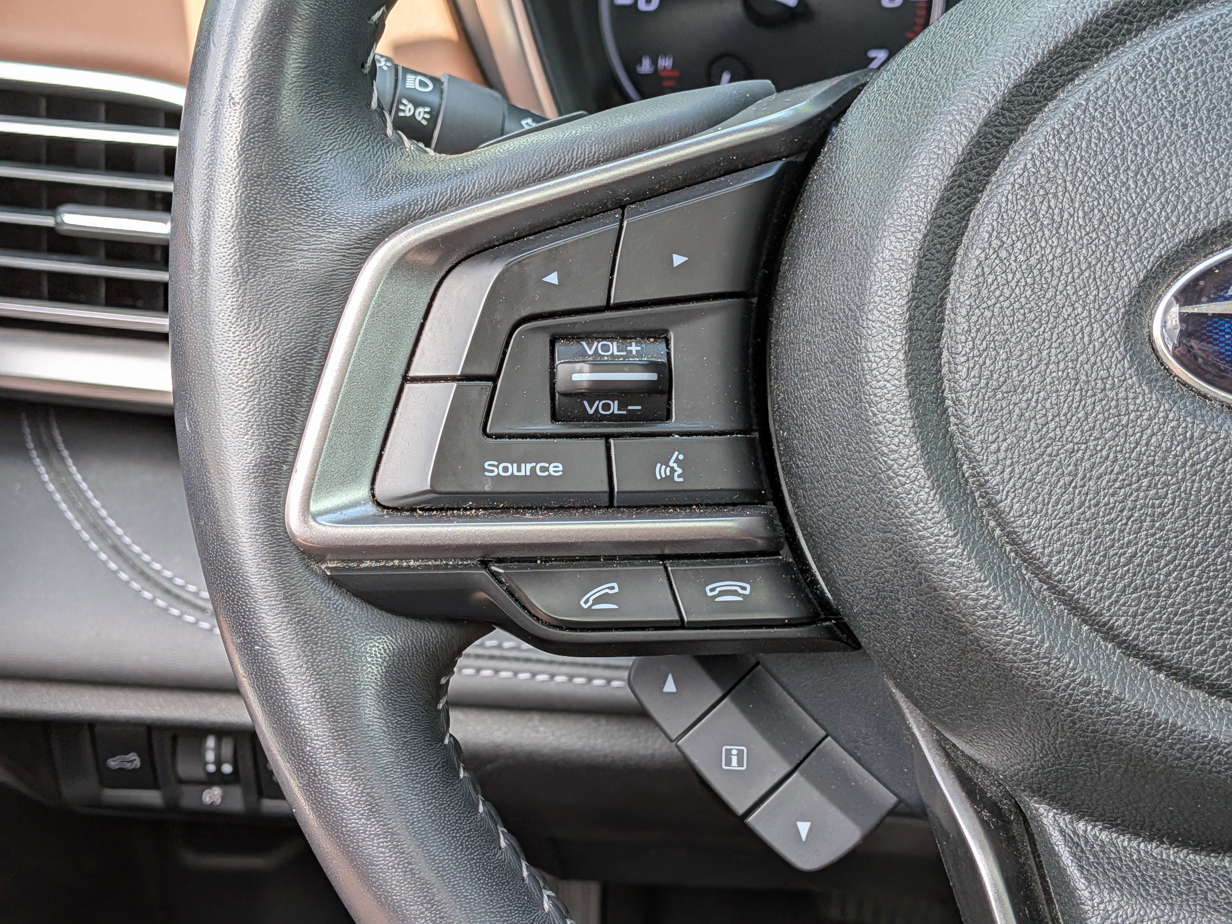 Used 2020 Subaru Outback Touring XT AWD/4WD image 25