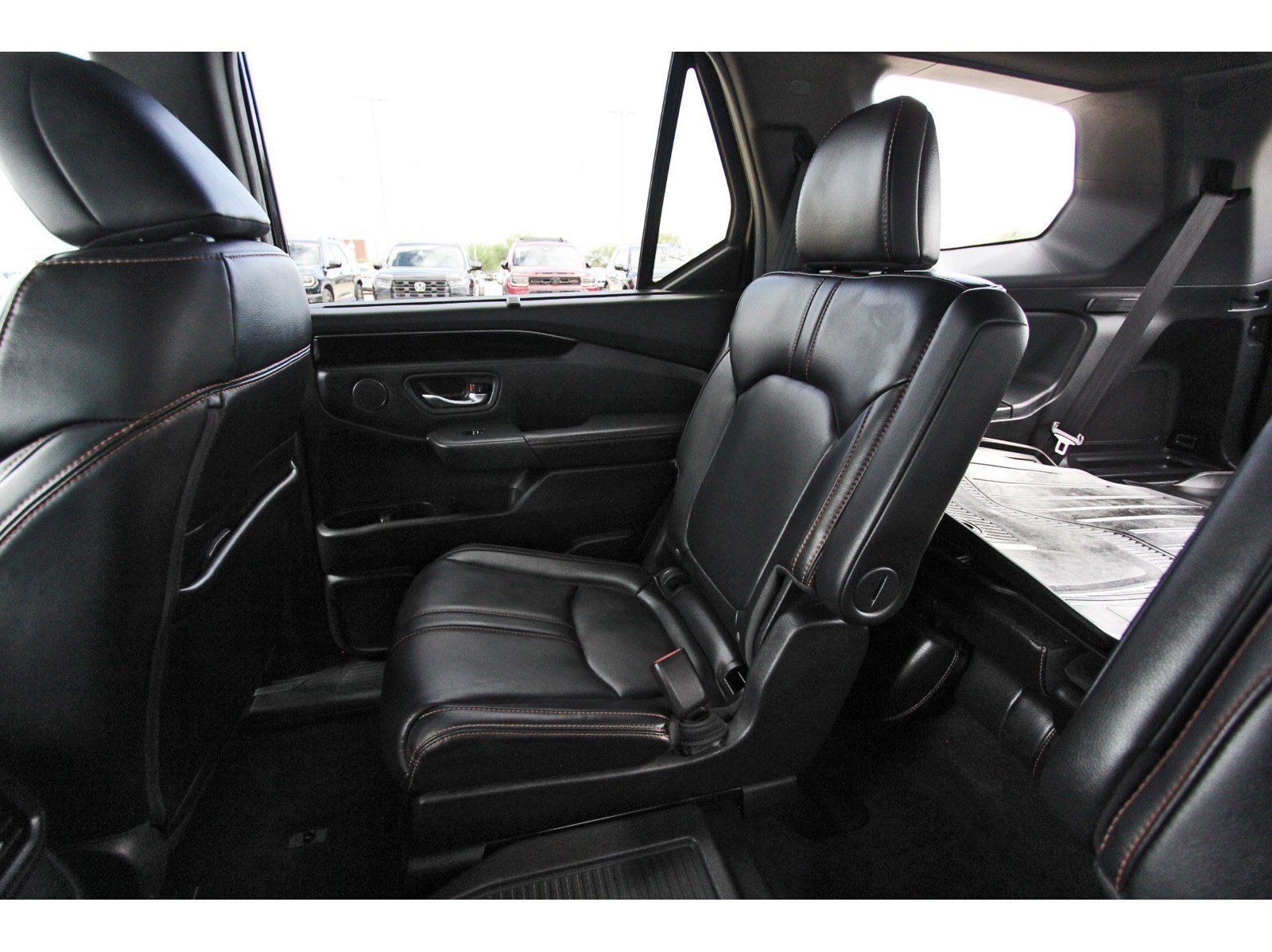 Used 2024 Honda Pilot TrailSport image 12