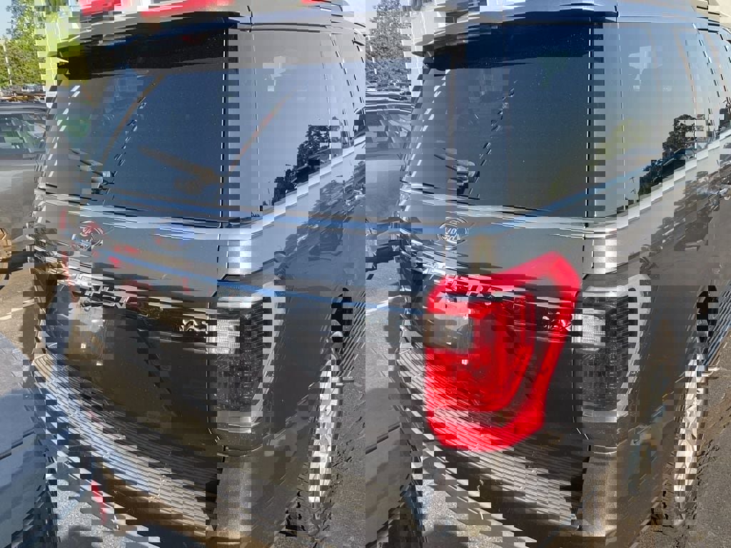 Used 2021 Ford Expedition Max XLT RWD image 9