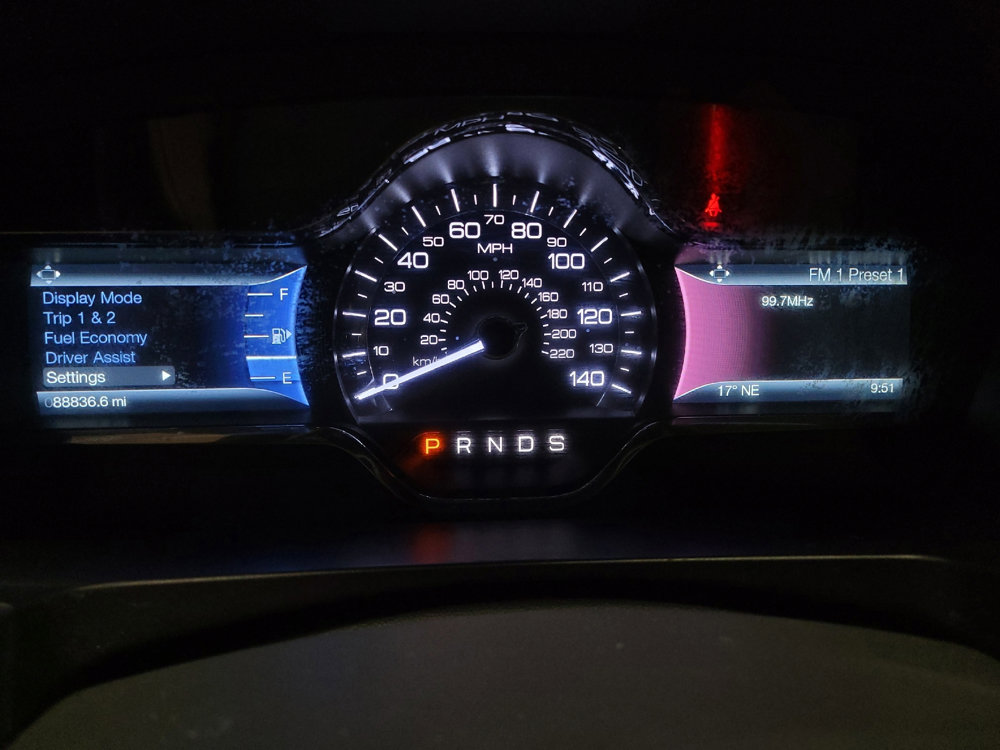 Used 2014 Lincoln MKS AWD image 23