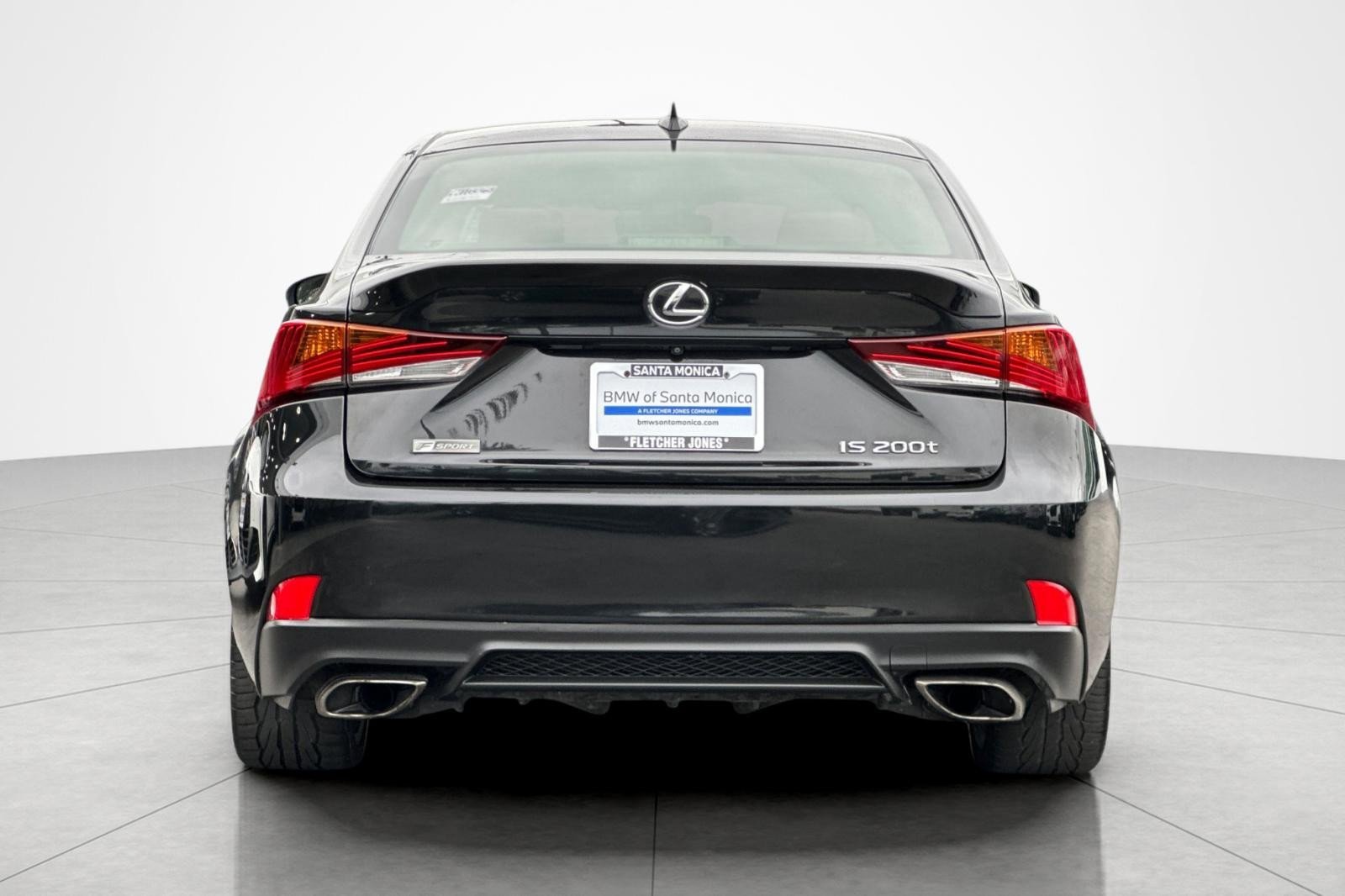 Used 2017 Lexus IS 200t F Sport w/ F Sport Package RWD image 4