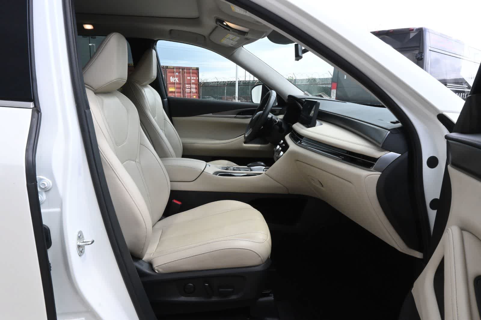 Certified 2023 INFINITI QX60 Luxe w/ Cargo Package AWD/4WD image 20