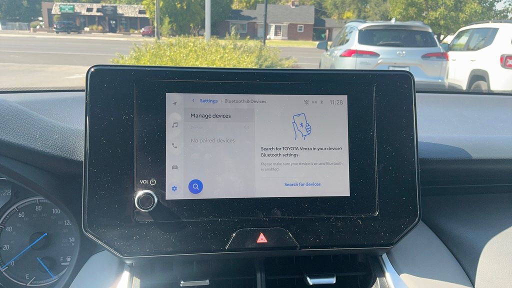 Used 2023 Toyota Venza LE image 35