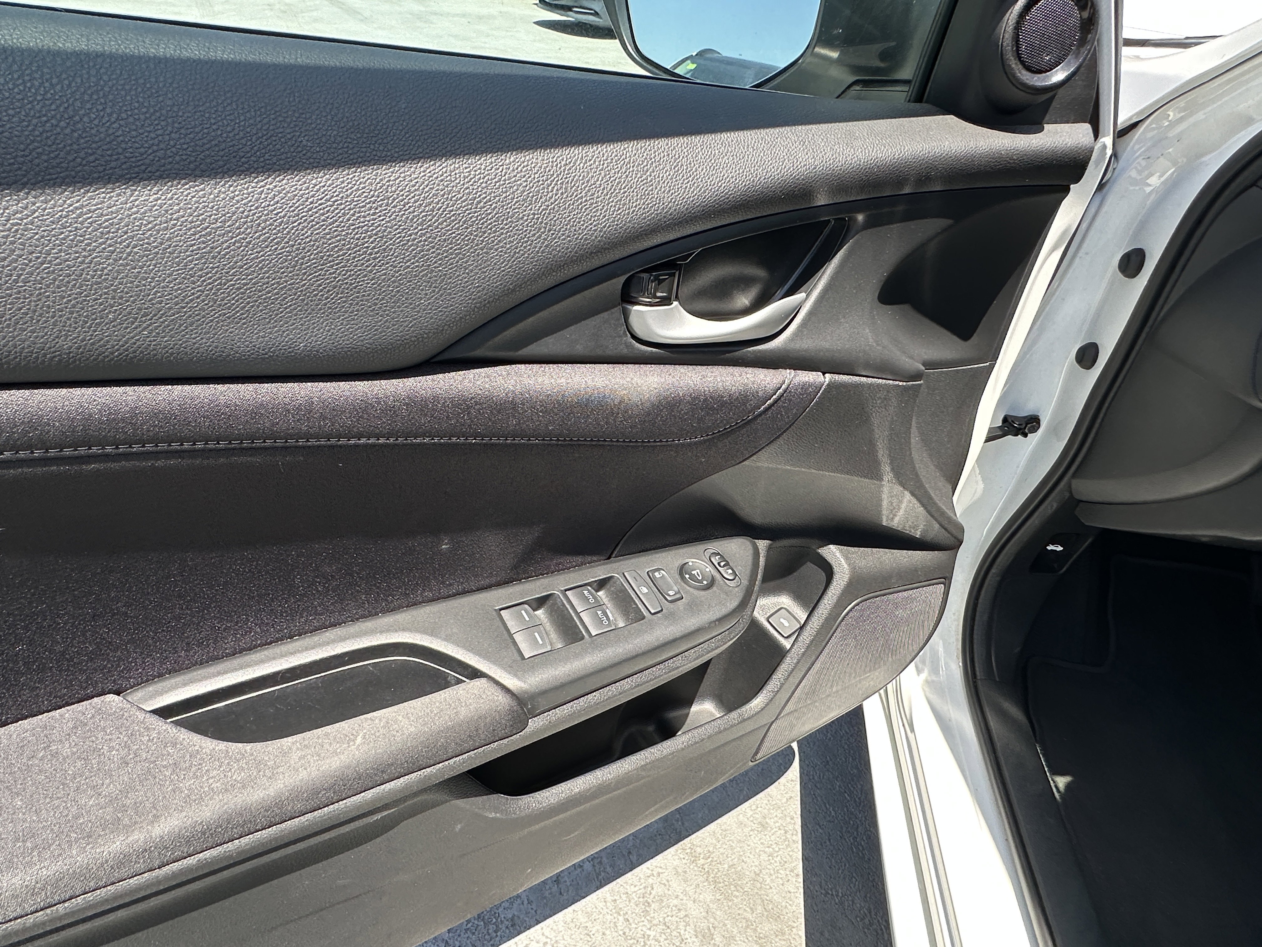 Used 2022 Honda Insight EX image 23