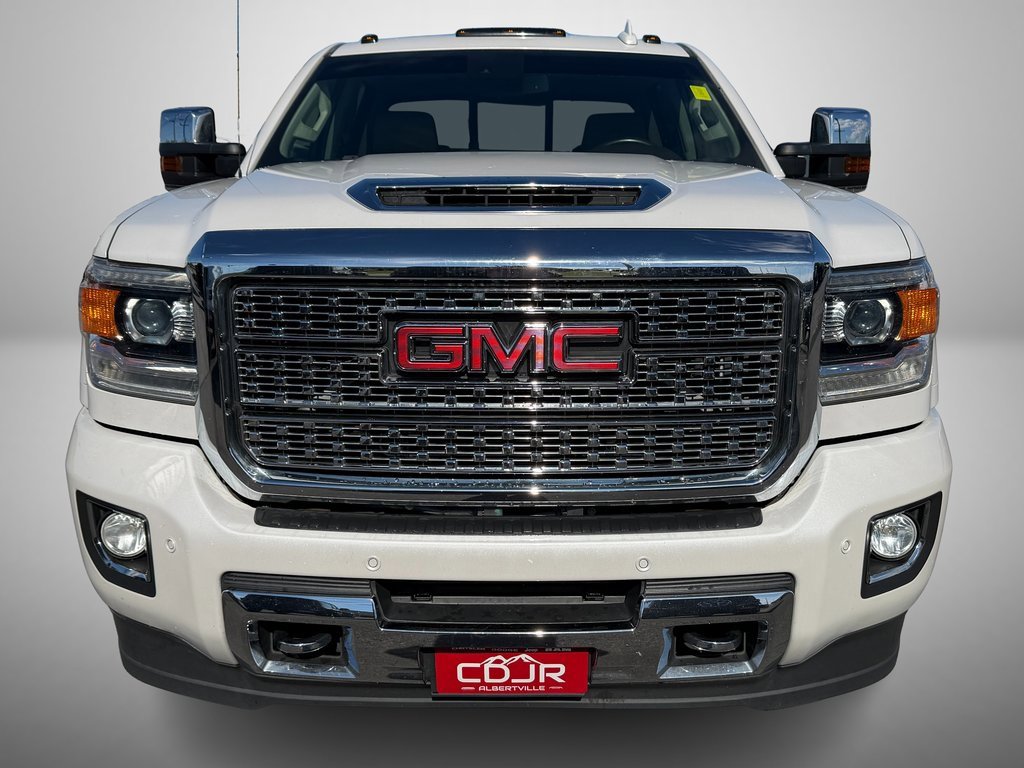 Used 2018 GMC Sierra 3500 Denali w/ Duramax Plus Package image 9