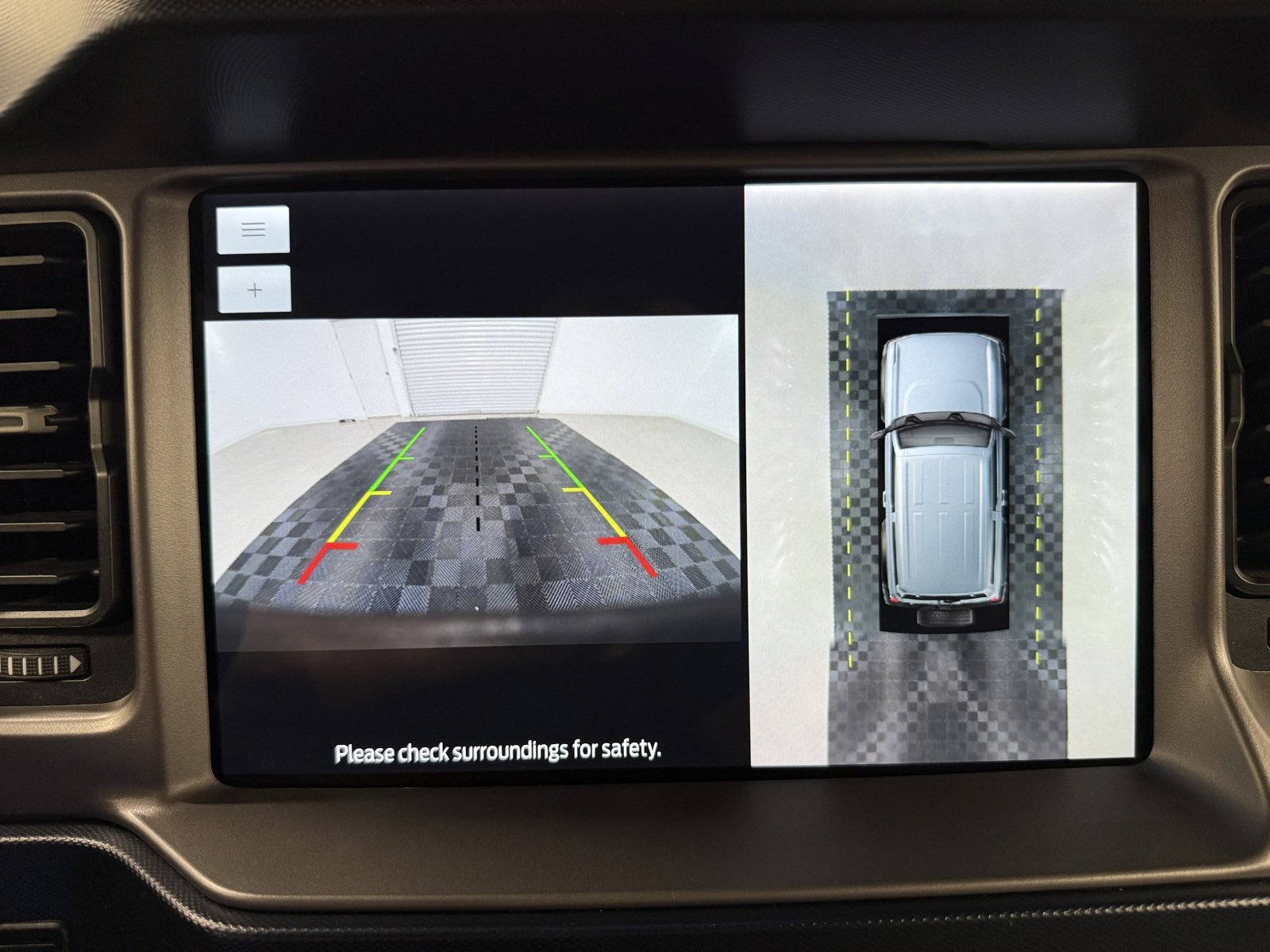 Used 2022 Ford Bronco Outer Banks image 17