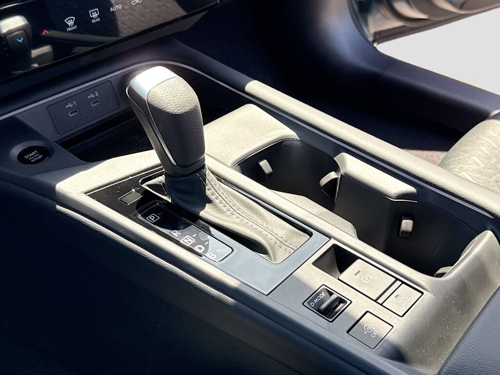 New 2026 Nissan Sentra SV FWD image 10