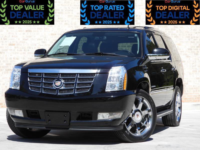 Used 2013 Cadillac Escalade Luxury image 2