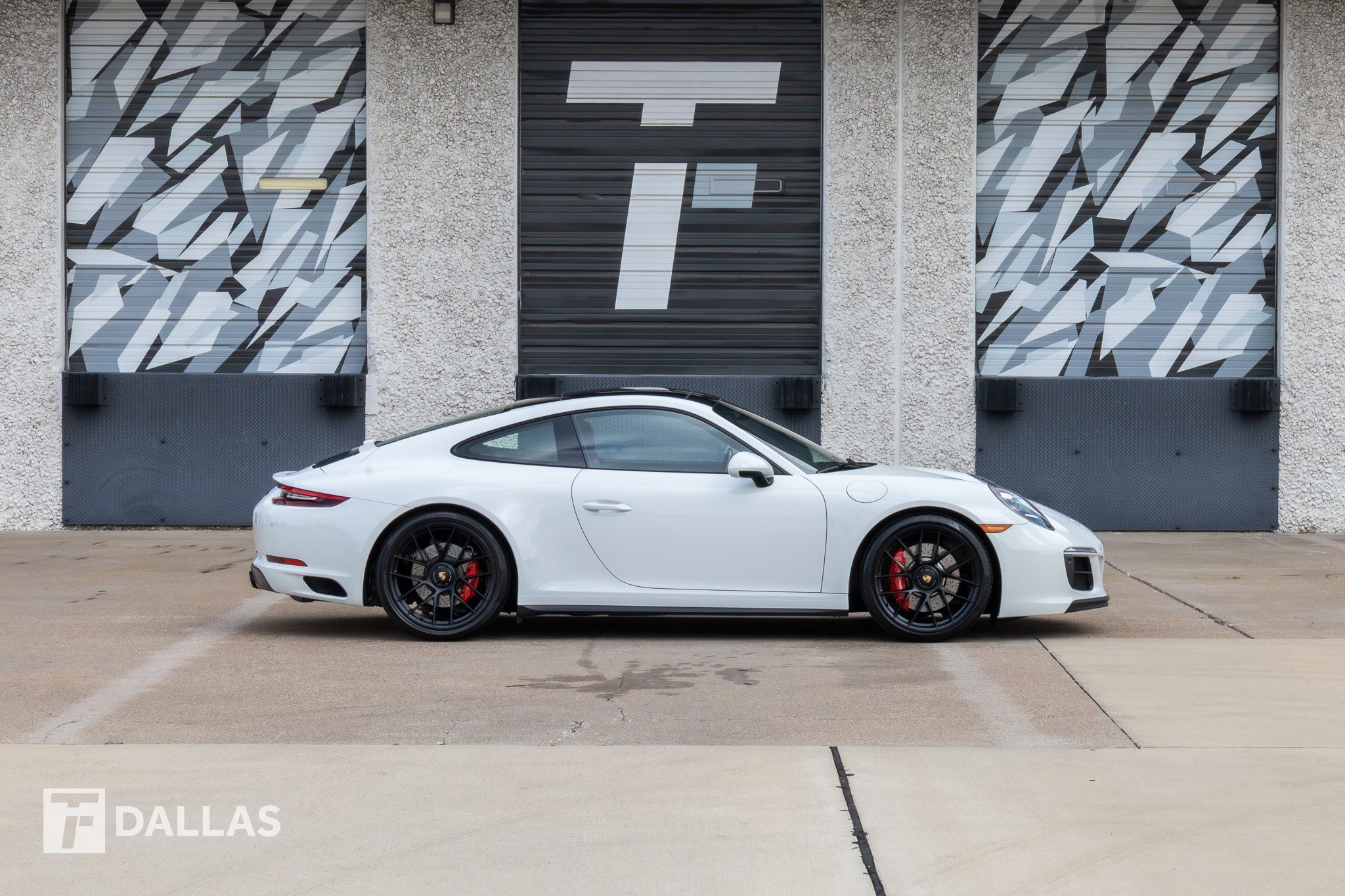 Used 2019 Porsche 911 Carrera GTS RWD image 17
