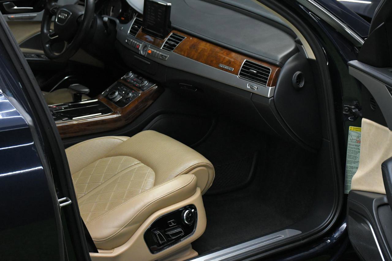 Used 2013 Audi S8 AWD/4WD image 39
