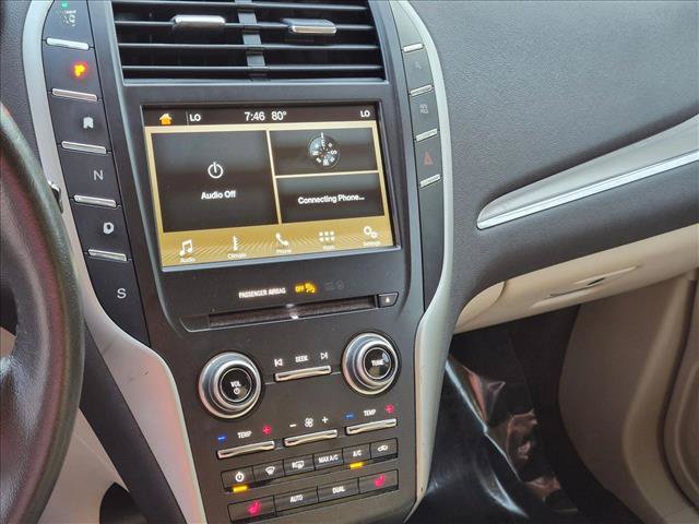 Used 2017 Lincoln MKC Premiere FWD image 11