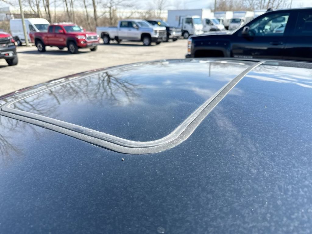 Used 2013 Dodge Charger R/T image 9