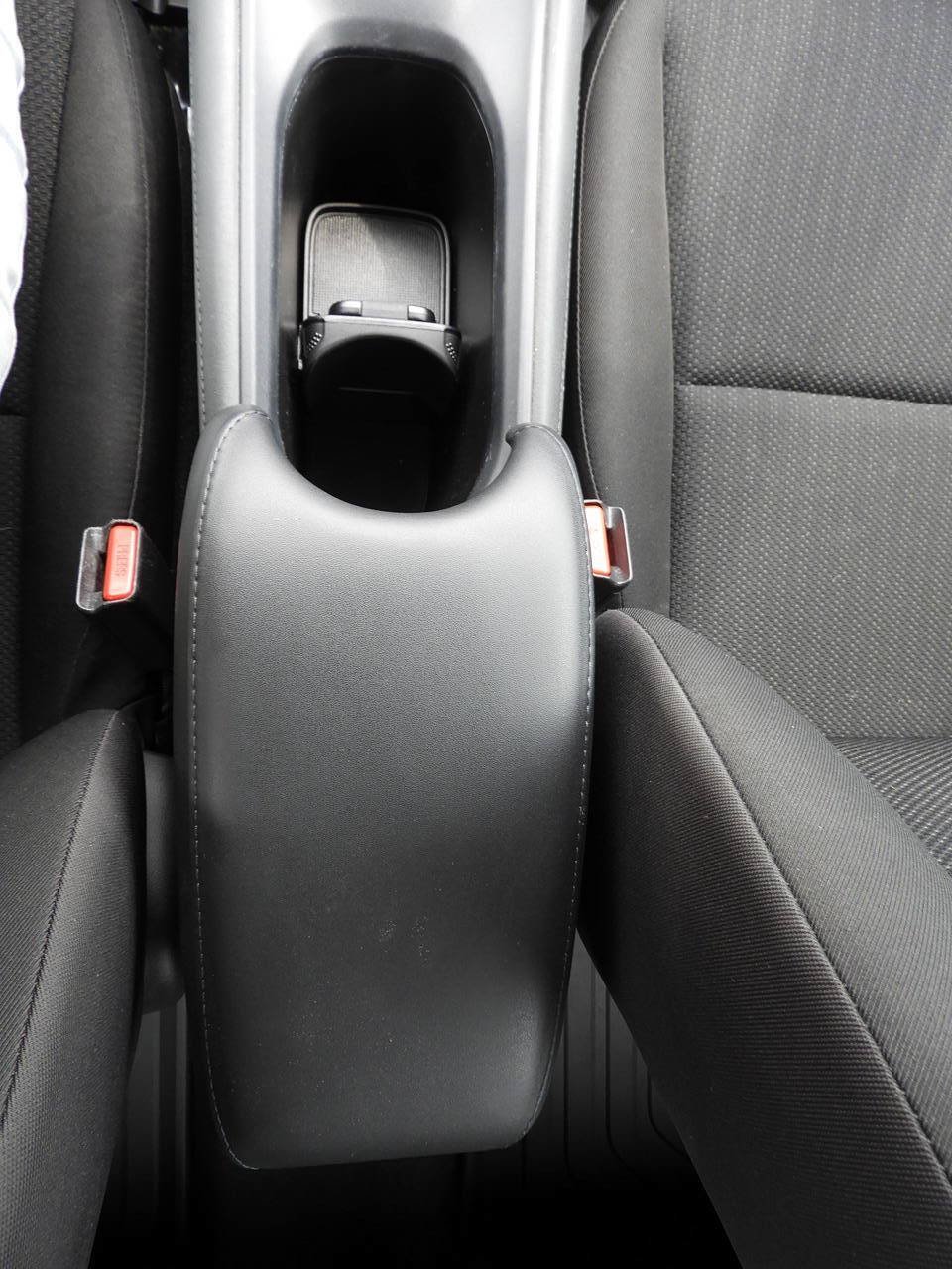 Used 2018 Honda HR-V LX image 36