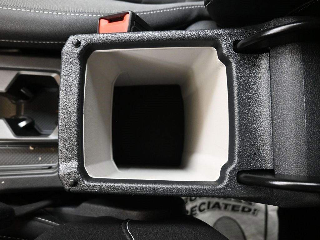 Certified 2024 Volkswagen Taos SE image 37