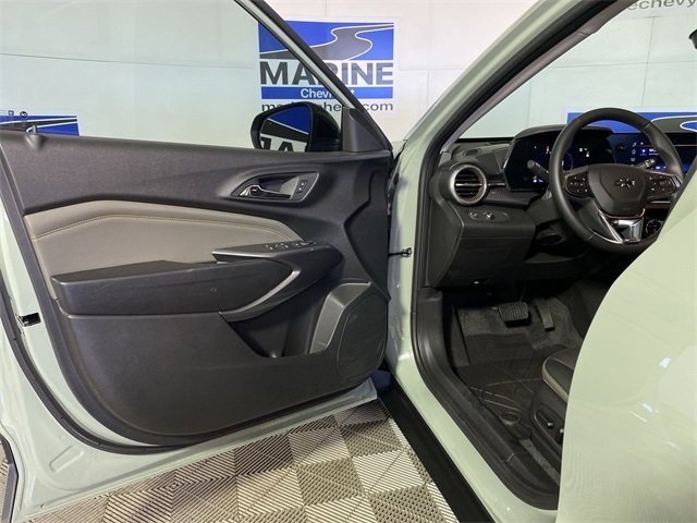Certified 2025 Chevrolet Trax ACTIV w/ Driver Confidence Package image 26