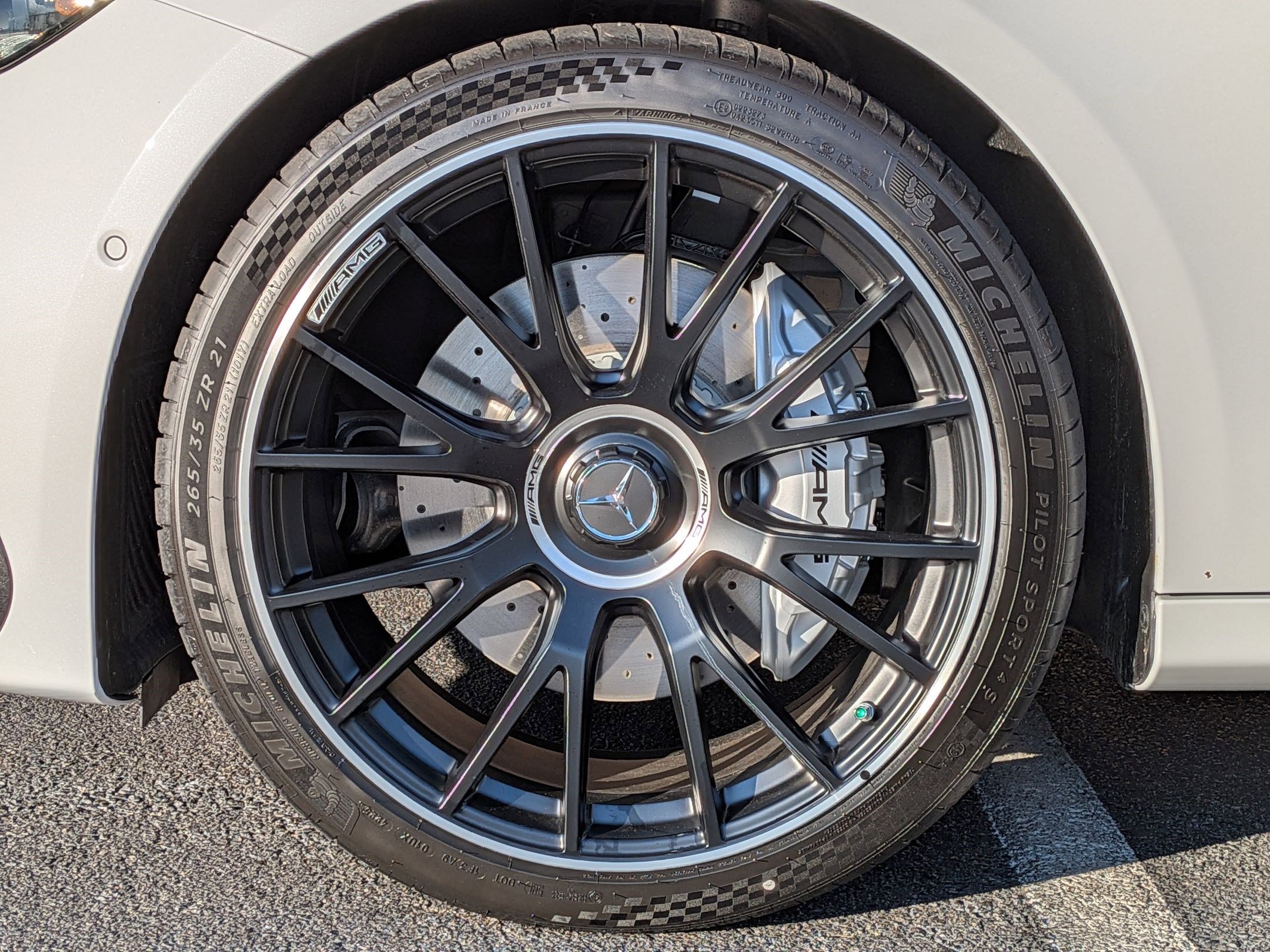 New 2026 Mercedes-Benz E 53 AMG e 4MATIC Sedan image 13