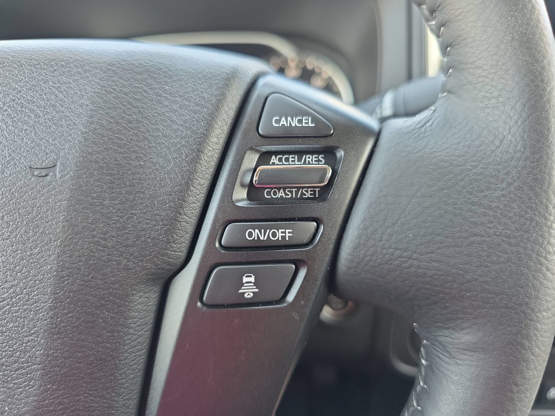 Used 2025 Nissan Frontier SV w/ SV Convenience Package RWD image 20