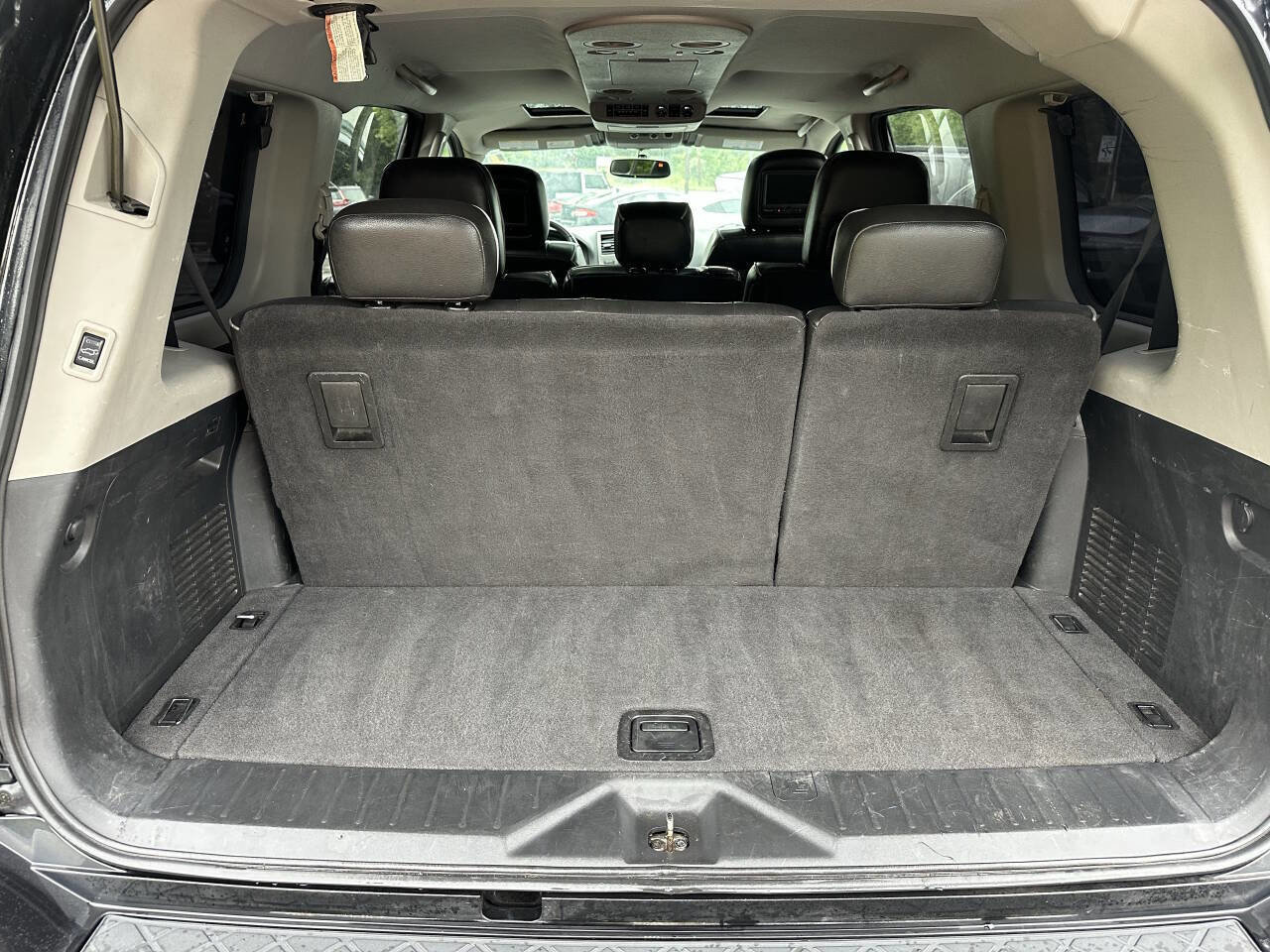 Used 2012 Nissan Armada SV image 7