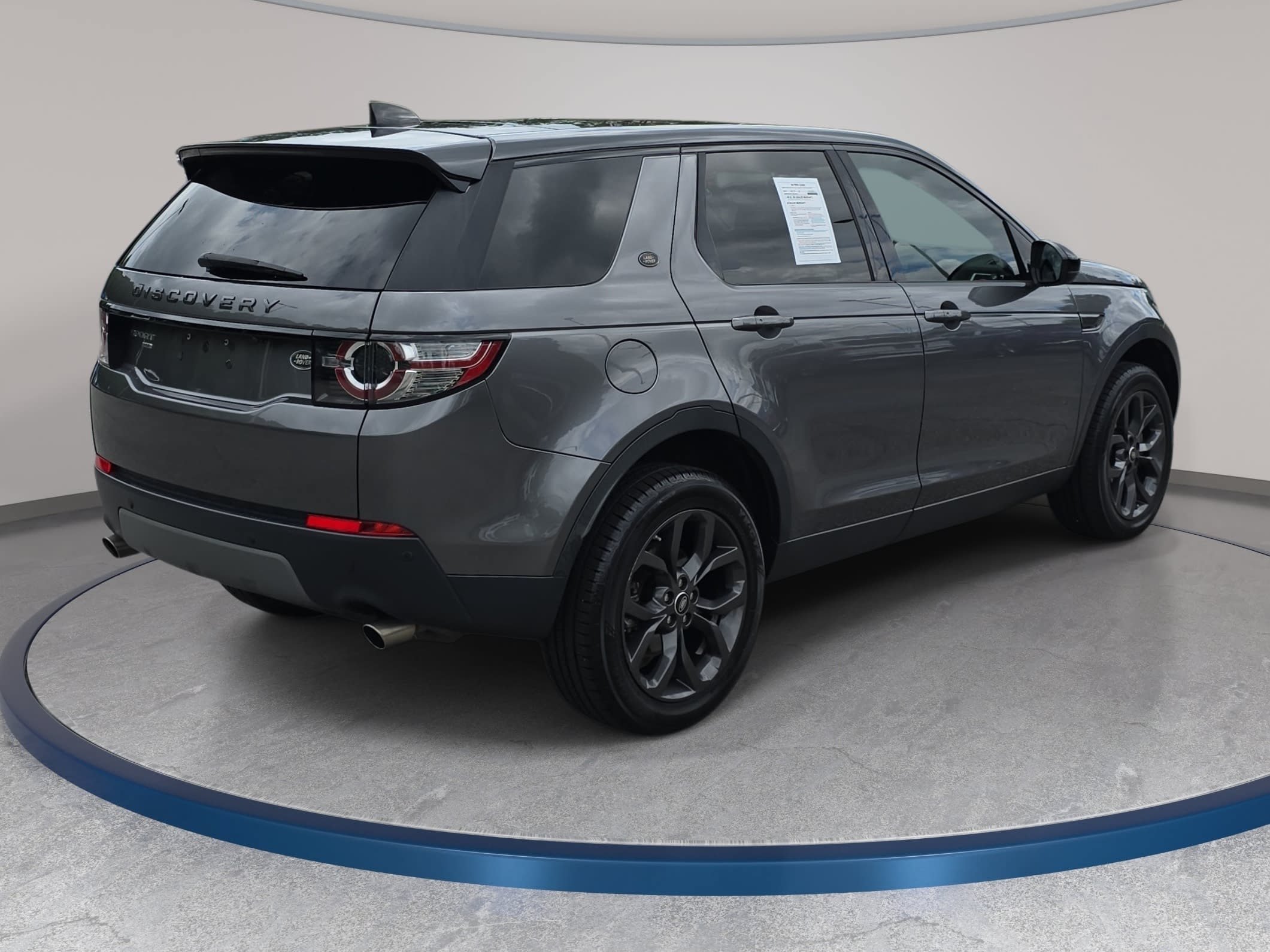 Used 2019 Land Rover Discovery Sport AWD/4WD image 5