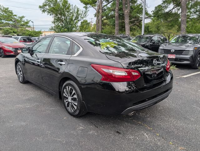 Used 2018 Nissan Altima 2.5 S w/ S Convenience Package FWD image 5