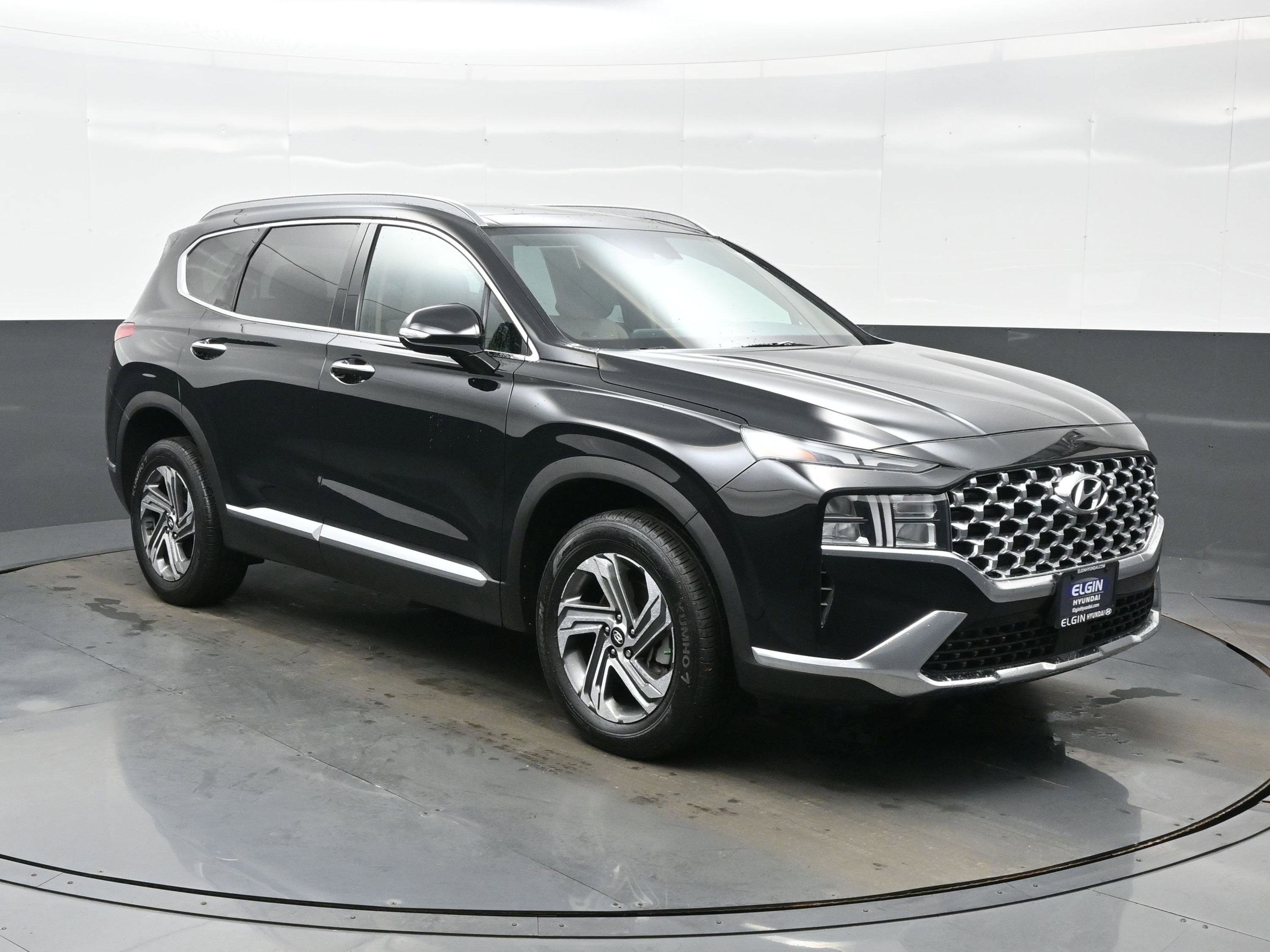 Used 2023 Hyundai Santa Fe SEL w/ Premium Package image 8