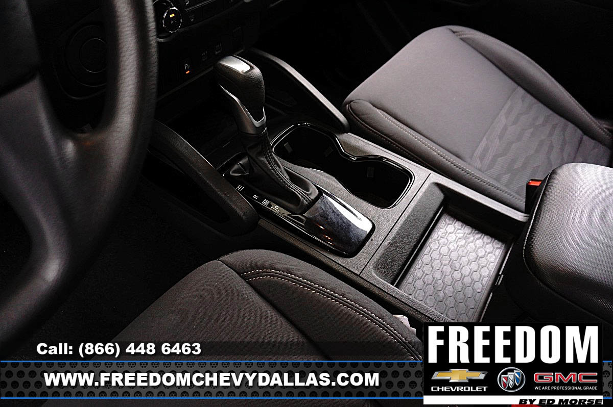 Used 2023 Nissan Frontier SV w/ Midnight Edition Package RWD image 28