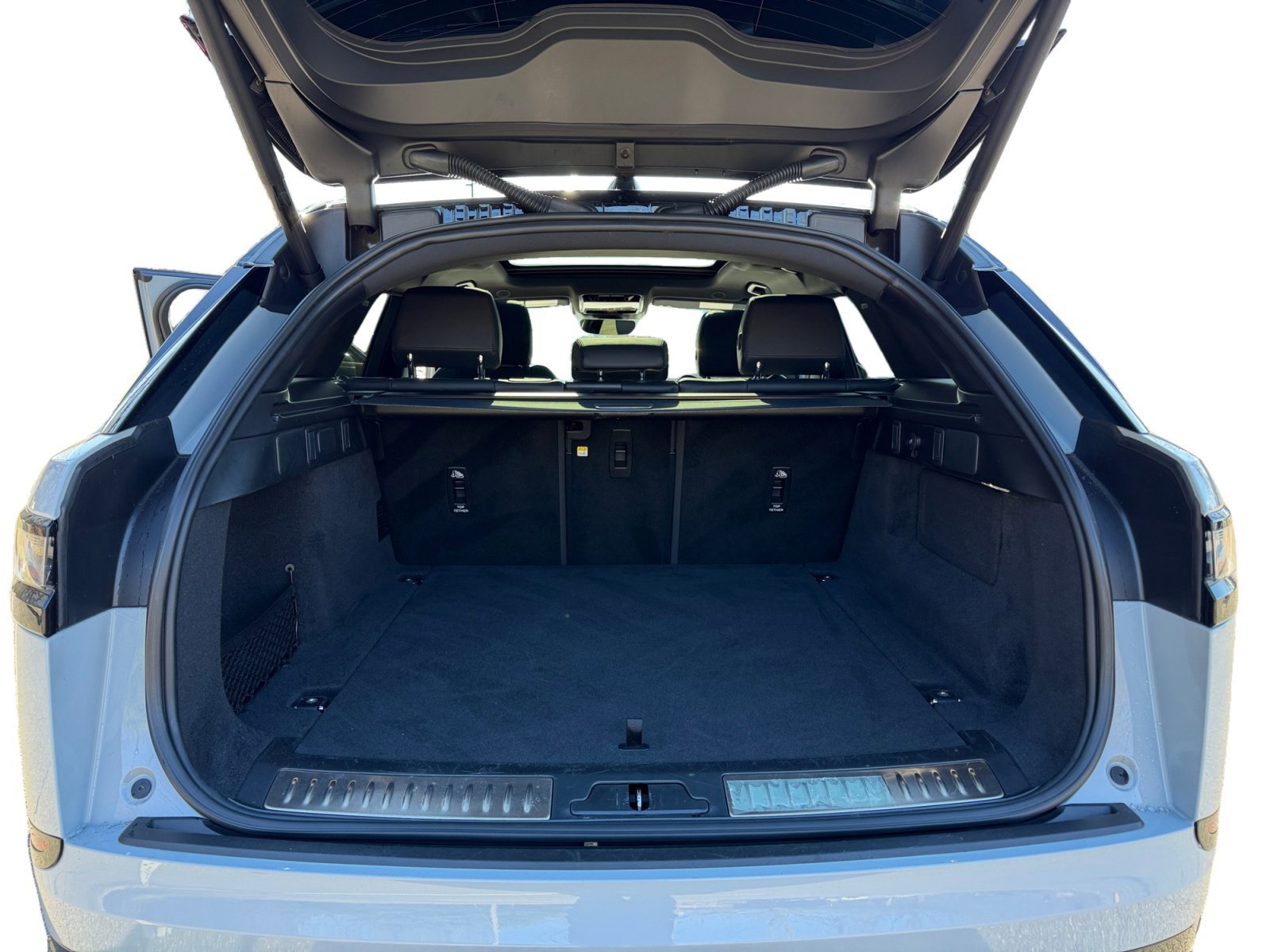 Used 2024 Land Rover Range Rover Velar Dynamic SE AWD/4WD image 25