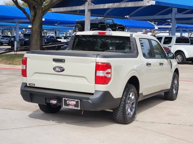 Used 2025 Ford Maverick XLT w/ Equipment Group 301A image 15