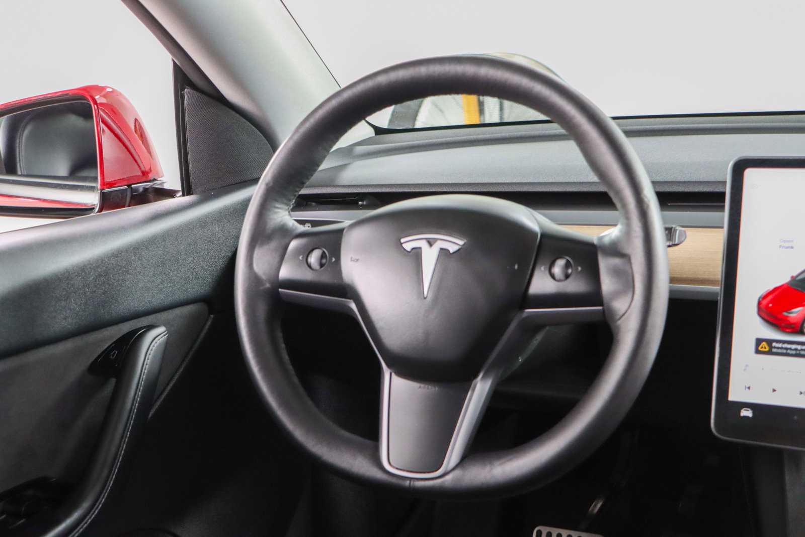 Used 2021 Tesla Model Y Long Range image 11