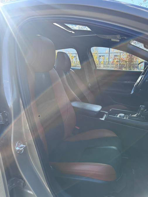 Used 2024 MAZDA MAZDA3 s image 23