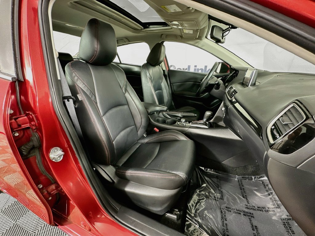 Used 2016 MAZDA MAZDA3 i Grand Touring FWD image 32