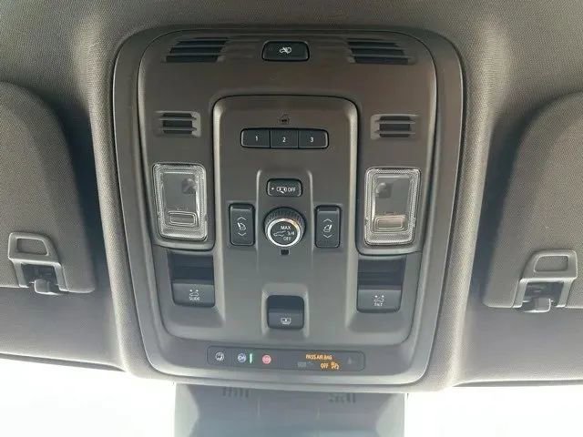 Used 2021 Cadillac Escalade ESV Premium Luxury w/ Heavy-Duty Trailer Package image 30