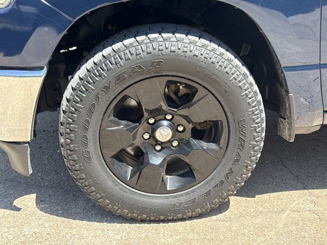 Used 2020 RAM 1500 Big Horn AWD/4WD image 12